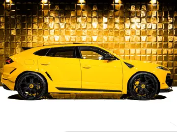 Lamborghini Urus SE - NOVITEC - ESTESO - LIVRARE RAPIDA!
