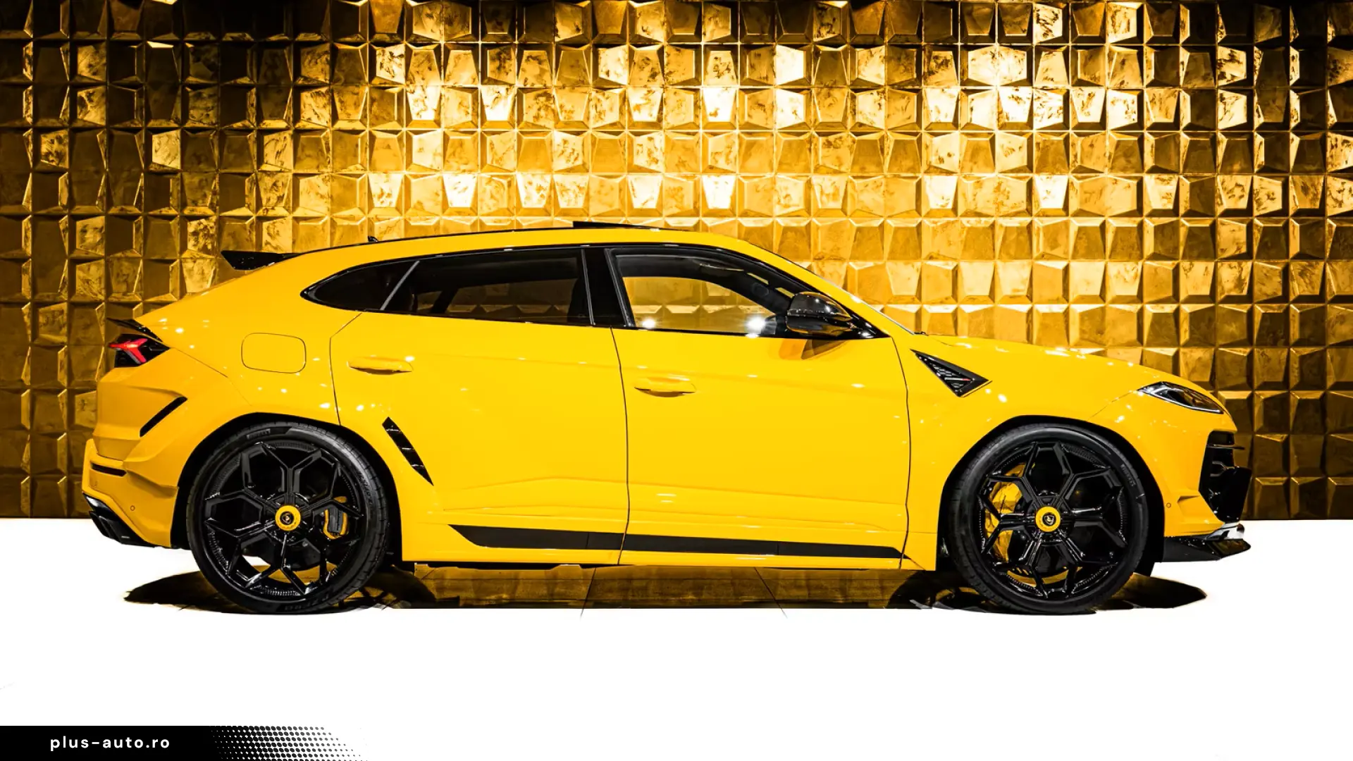 Lamborghini Urus SE - NOVITEC - ESTESO - LIVRARE RAPIDA!