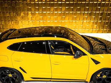 Lamborghini Urus SE - NOVITEC - ESTESO - LIVRARE RAPIDA!