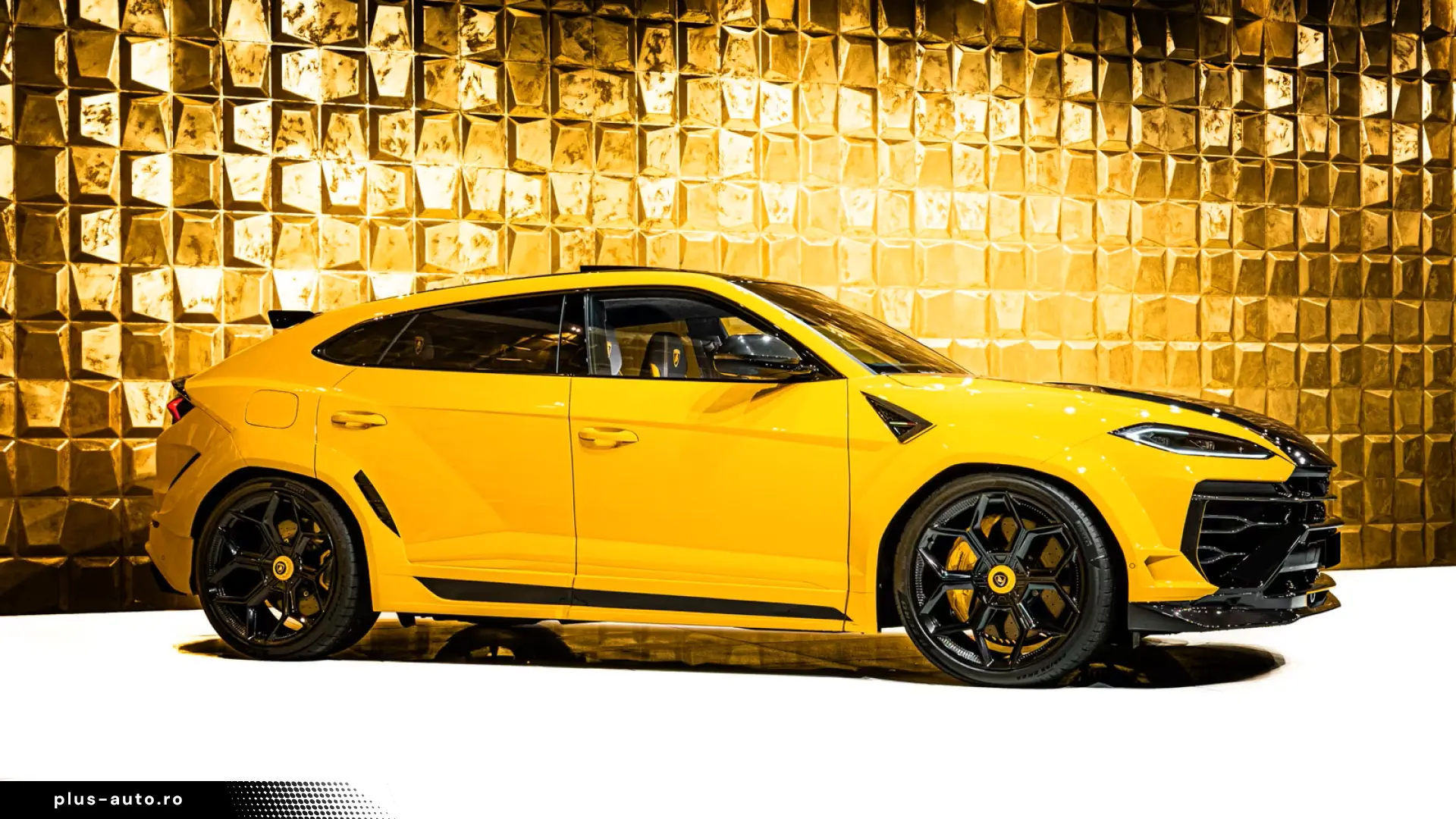 Lamborghini Urus SE - NOVITEC - ESTESO - LIVRARE RAPIDA!