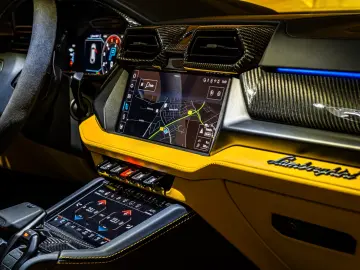 Lamborghini Urus SE - NOVITEC - ESTESO - LIVRARE RAPIDA!