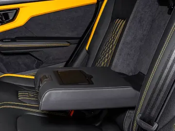 Lamborghini Urus SE - NOVITEC - ESTESO - LIVRARE RAPIDA!