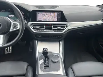 BMW M440i xDrive Coupé Navi Laser HUD GSD Sitze el.