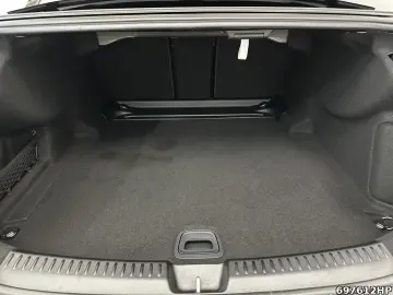 Mercedes-Benz E 200 AMG Pano Night BURMESTER 21