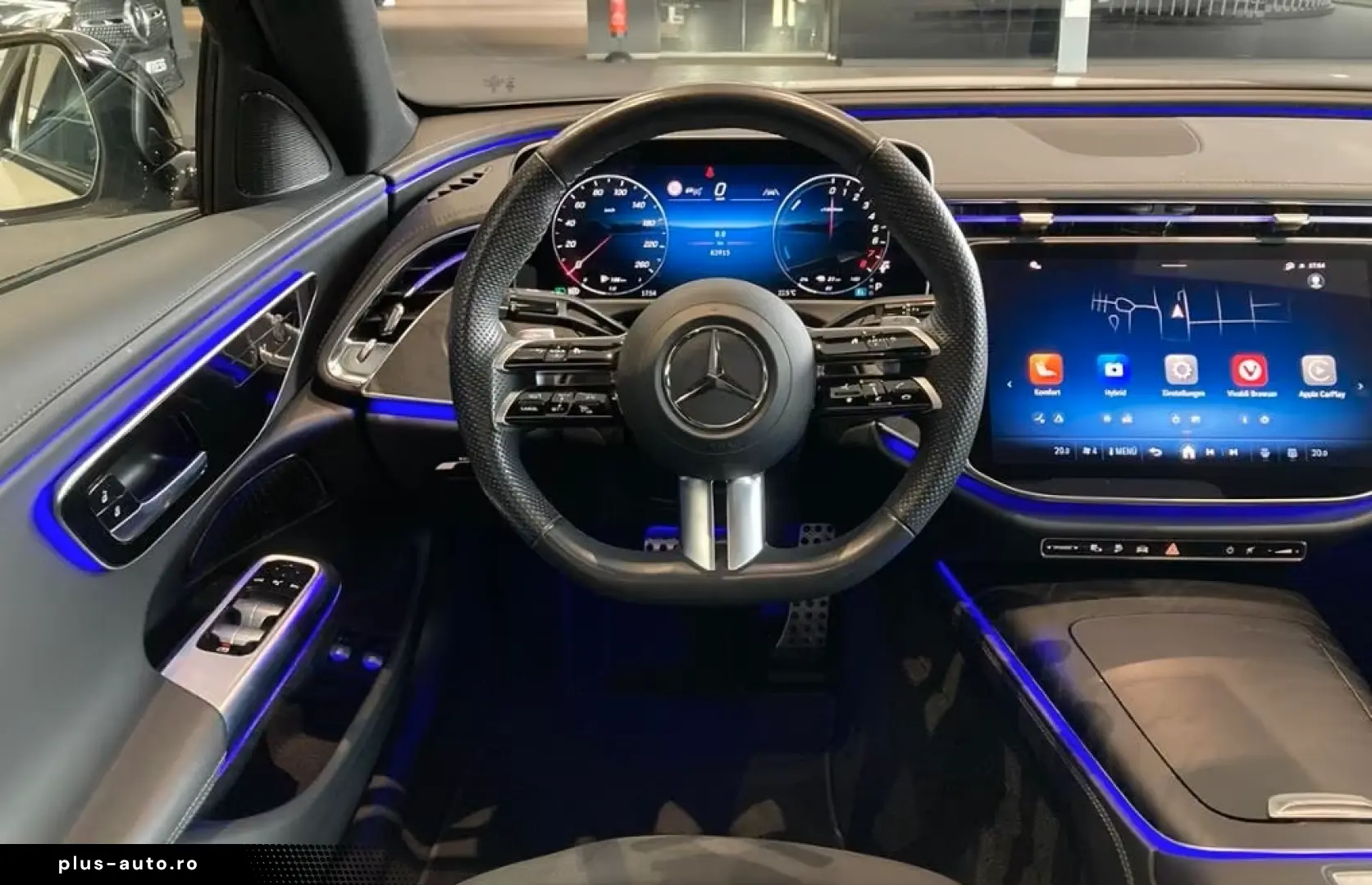 MERCEDES-BENZ E 300 e AMG SPORT DISTR NAVI LED PANO W-PAKET