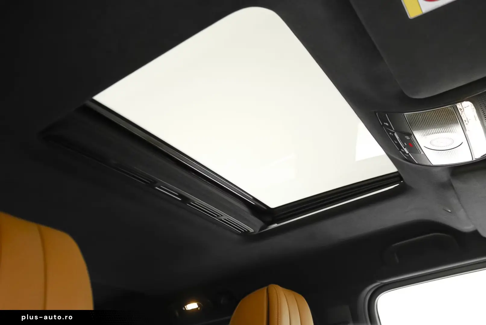 MERCEDES-BENZ G 63 AMG Performance Brown Interior