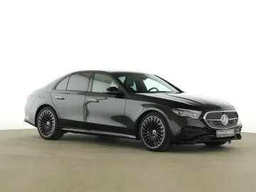 Mercedes-Benz E 200 AMG ADV. PLUS NIGHT PANO