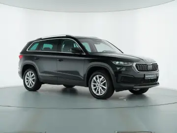 SKODA KODIAQ STYLE 2.0TDI 4X4 DSG STANDHEIZUNG ACC uvm