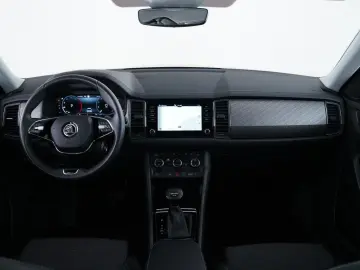 SKODA KODIAQ STYLE 2.0TDI 4X4 DSG STANDHEIZUNG ACC uvm