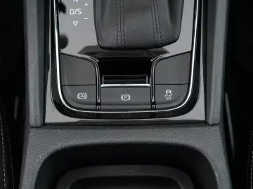 SKODA KODIAQ STYLE 2.0TDI 4X4 DSG STANDHEIZUNG ACC uvm