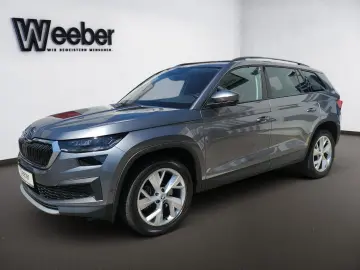 SKODA Kodiaq 4X4 AHK PANO NAVI KAMERA 4XSHZ ACC LED 19