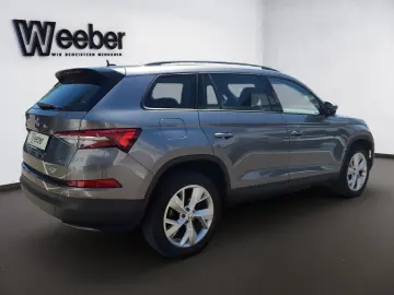 SKODA Kodiaq 4X4 AHK PANO NAVI KAMERA 4XSHZ ACC LED 19
