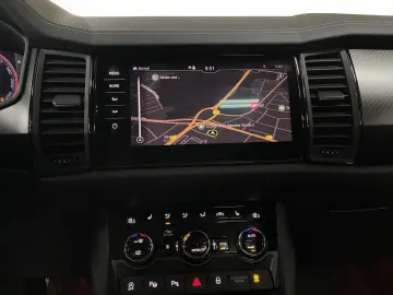 SKODA Kodiaq 2.0 TDI Sportline AHK Pano LED LM 20  RFK