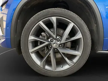 SKODA Kodiaq 2.0 TDI Sportline AHK Pano LED LM 20  RFK