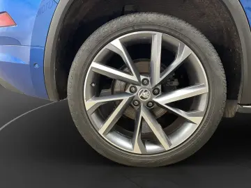 SKODA Kodiaq 2.0 TDI Sportline AHK Pano LED LM 20  RFK