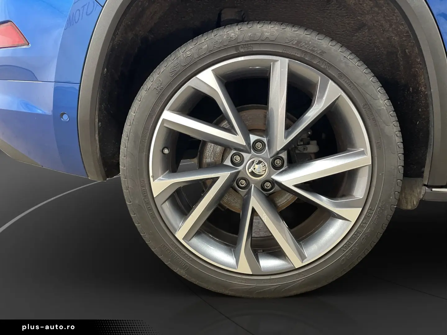 SKODA Kodiaq 2.0 TDI Sportline AHK Pano LED LM 20  RFK