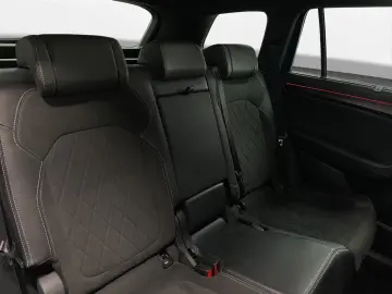 SKODA Kodiaq 2.0 TDI Sportline AHK Pano LED LM 20  RFK