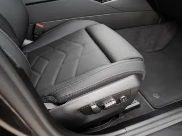 BMW 520d xDrive M Sport Pro Pano