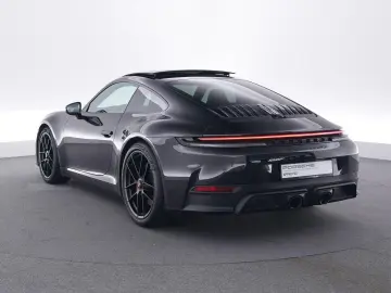 PORSCHE 992 Carrera 4 GTS