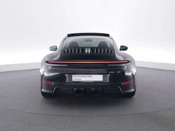 PORSCHE 992 Carrera 4 GTS