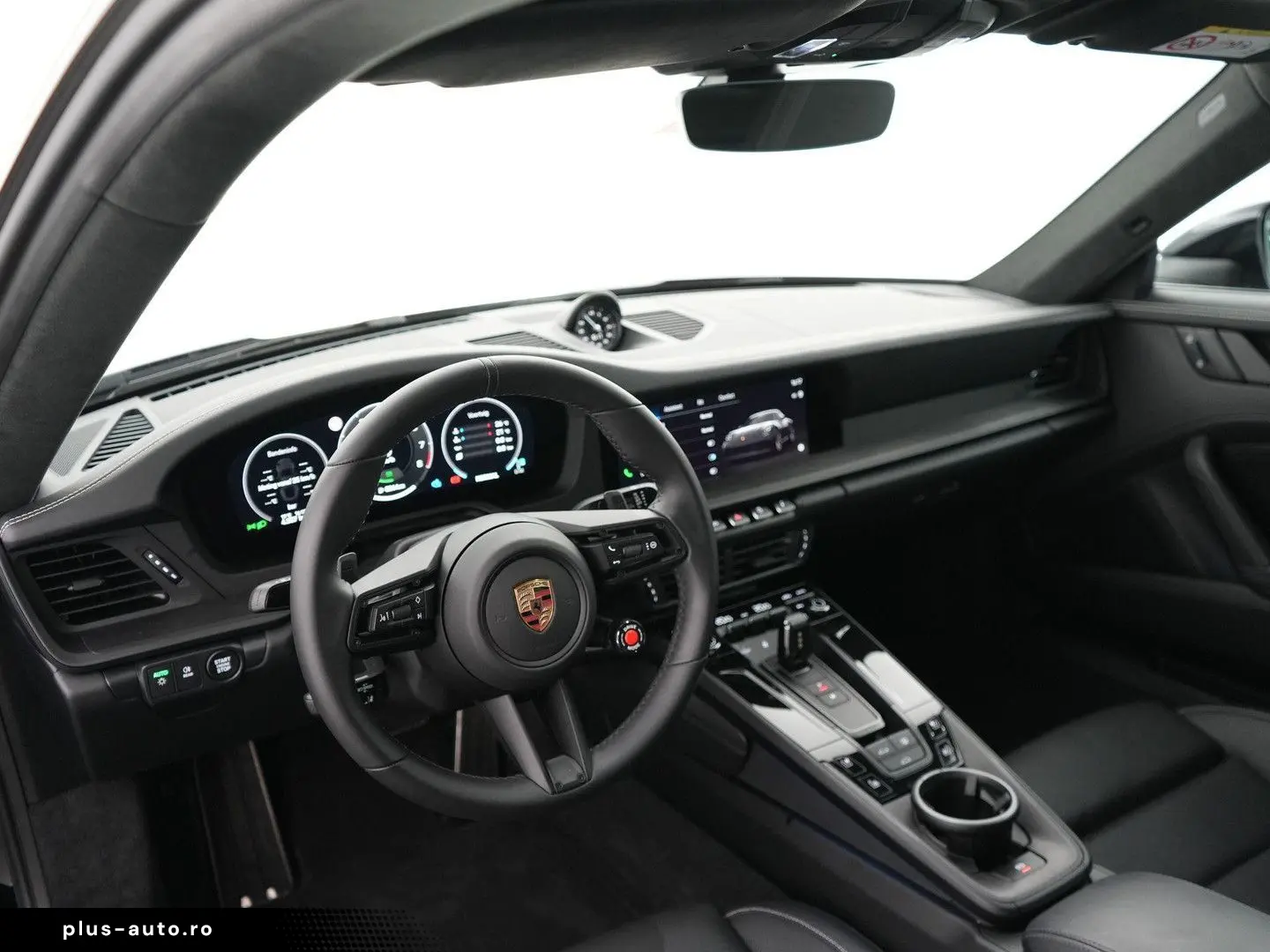 PORSCHE 992 Carrera 4 GTS