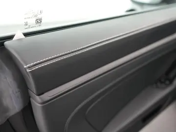 PORSCHE 992 Carrera 4 GTS