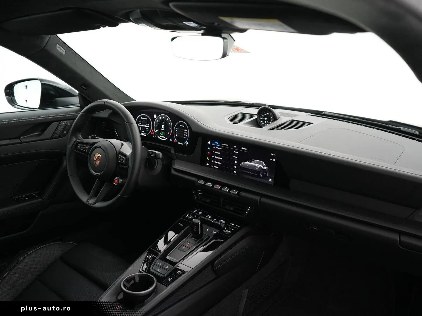 PORSCHE 992 Carrera 4 GTS