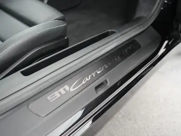 PORSCHE 992 Carrera 4 GTS