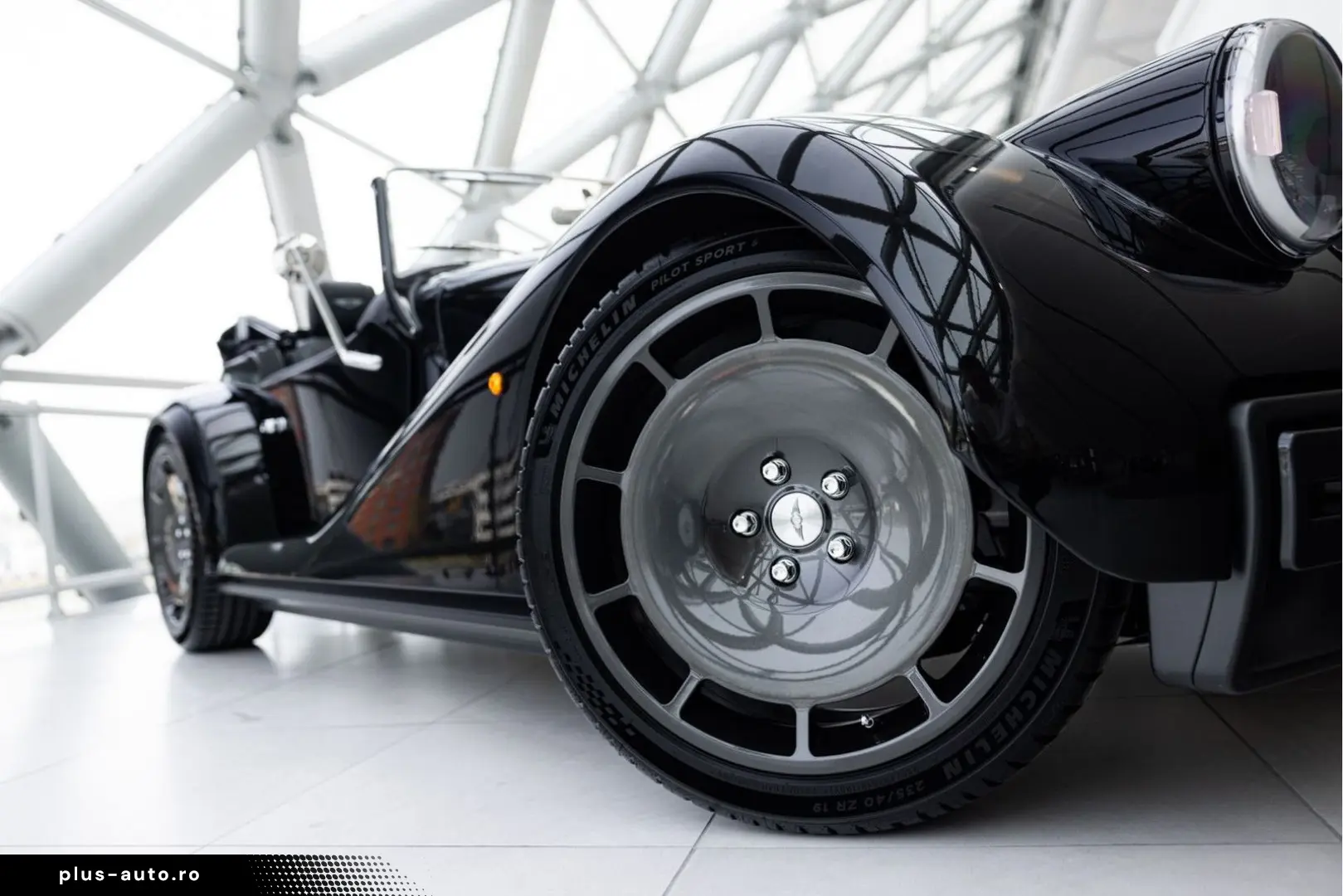 MORGAN Supersport 3.0 automatik   Aerodisk   Sports Bla