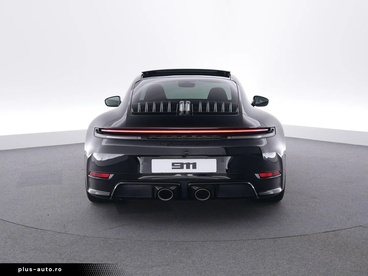 PORSCHE 992 Carrera 4 GTS