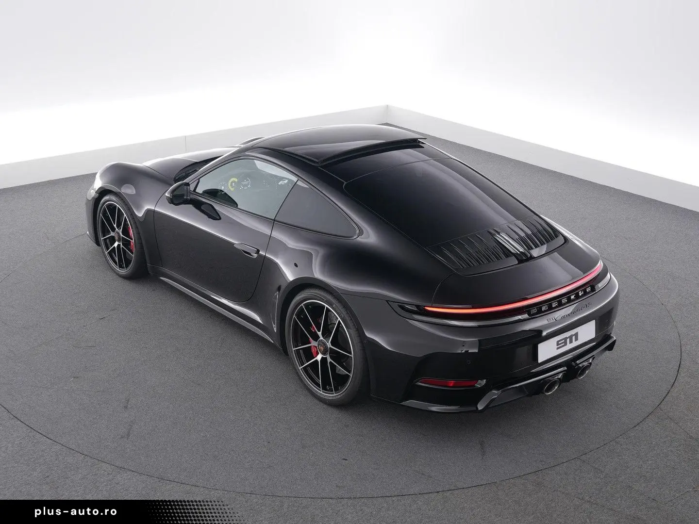 PORSCHE 992 Carrera 4 GTS