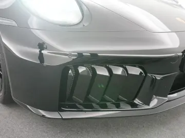 PORSCHE 992 Carrera 4 GTS