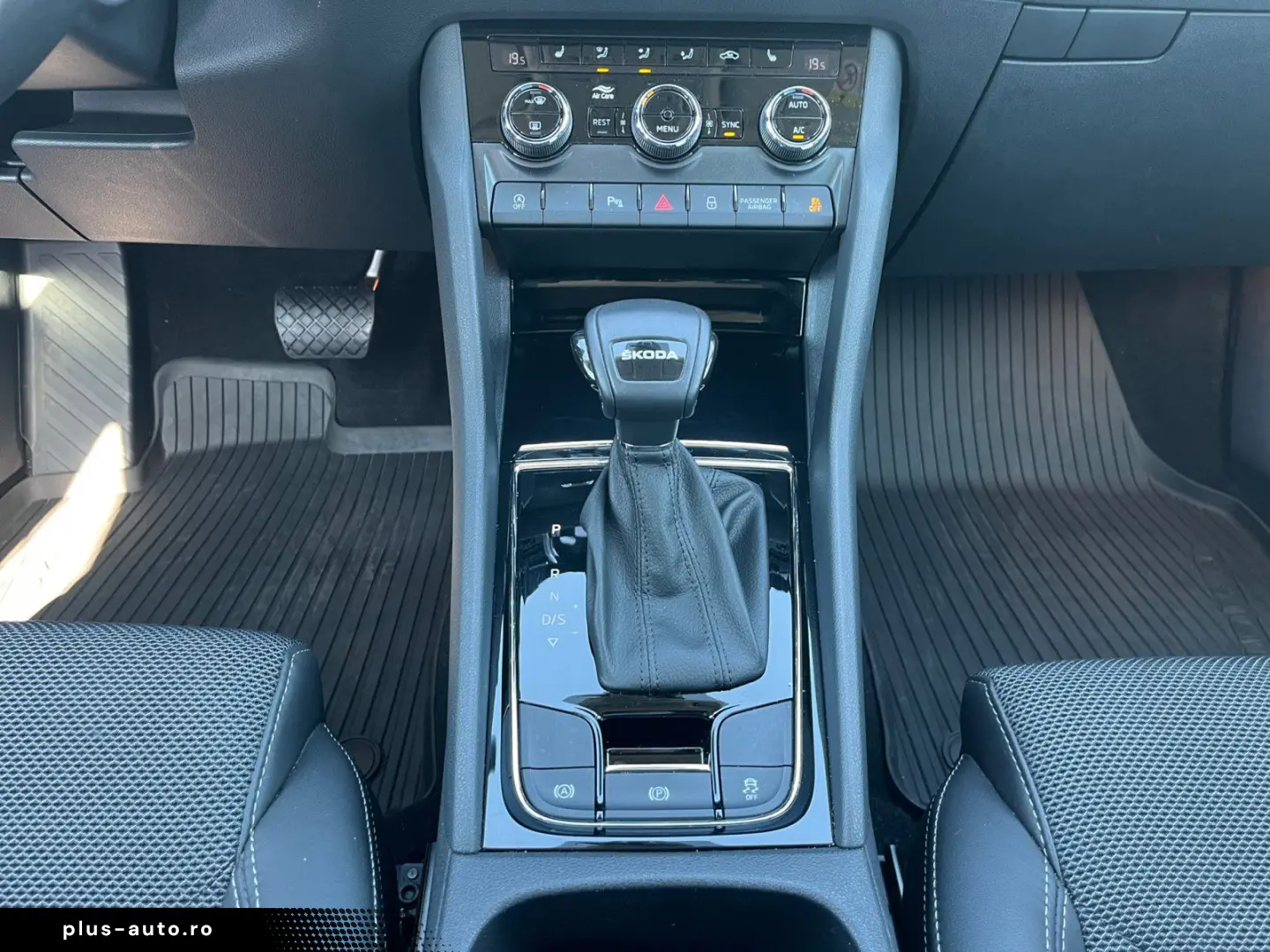 SKODA Kodiaq 1.5TSI DSG Style AHK Matrix led