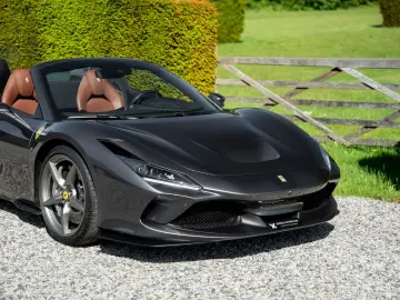 FERRARI F8 Spider - 1 Owner - Like new