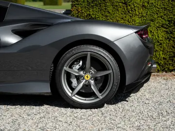 FERRARI F8 Spider - 1 Owner - Like new
