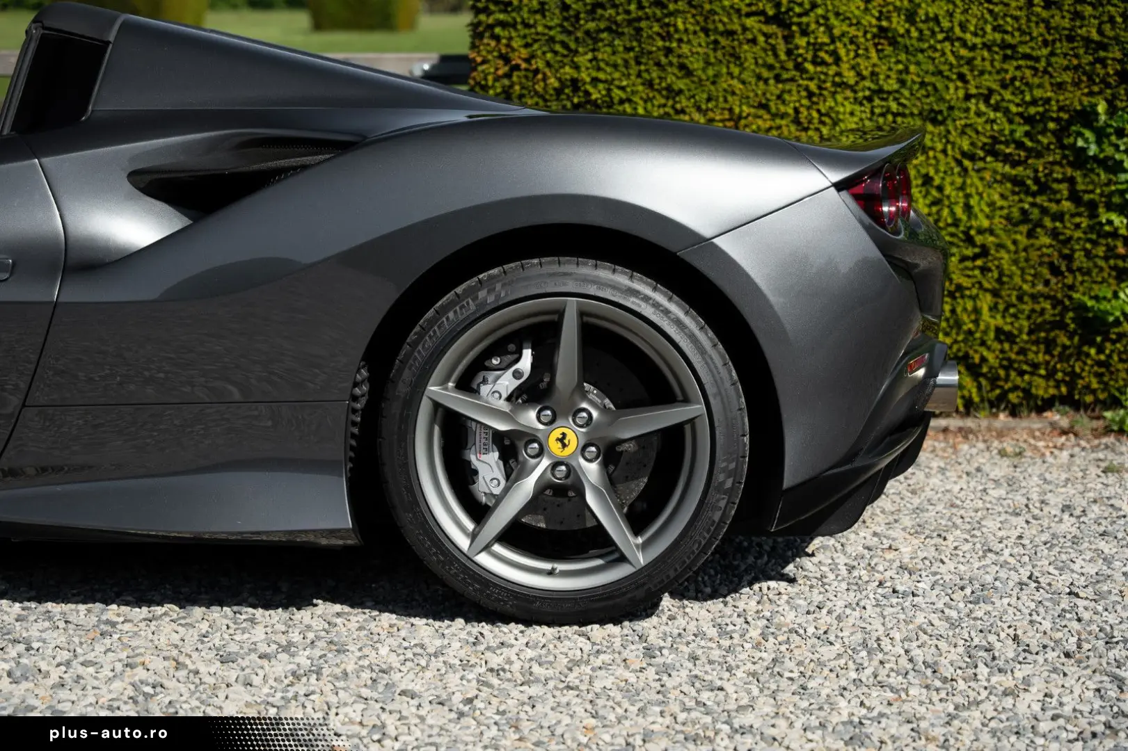 FERRARI F8 Spider - 1 Owner - Like new