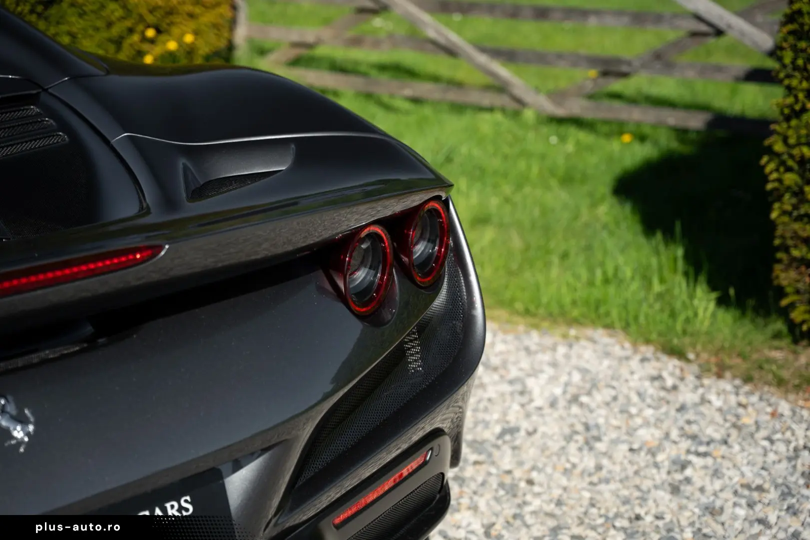 FERRARI F8 Spider - 1 Owner - Like new