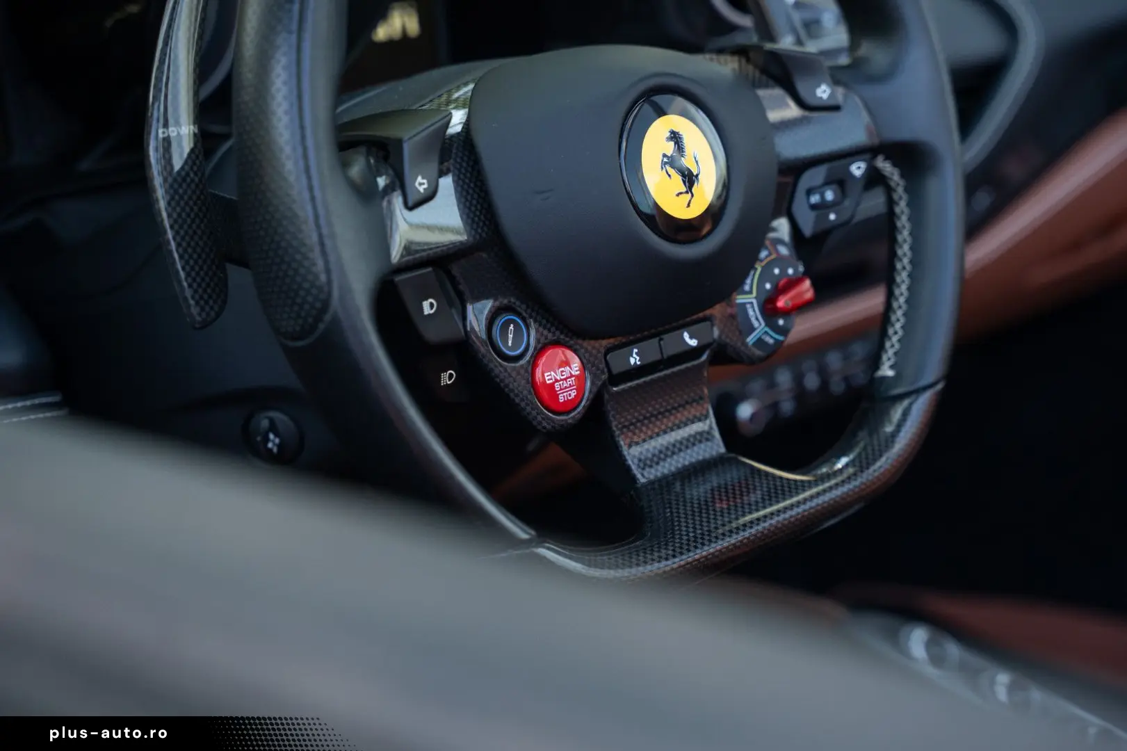FERRARI F8 Spider - 1 Owner - Like new