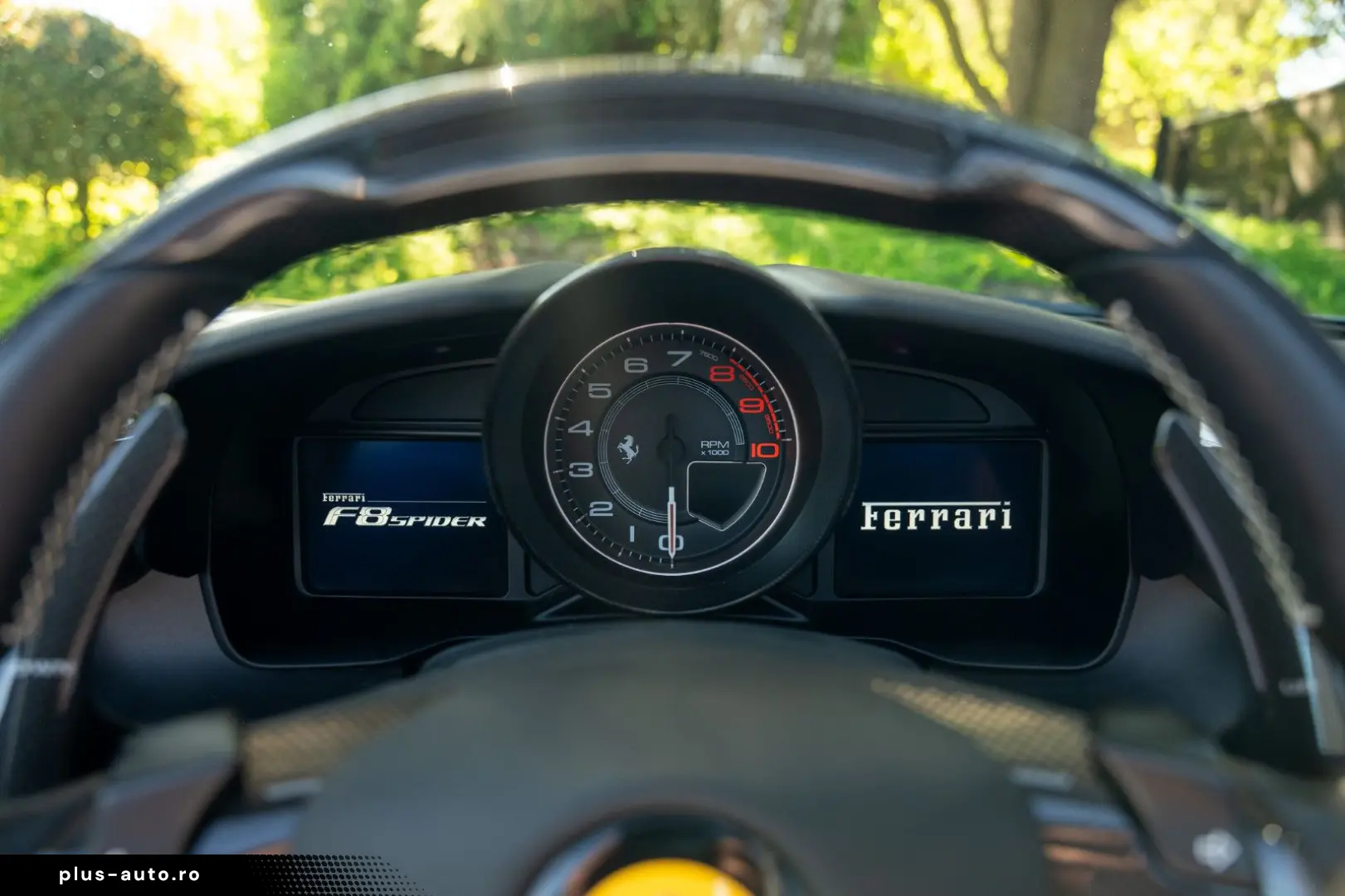 FERRARI F8 Spider - 1 Owner - Like new