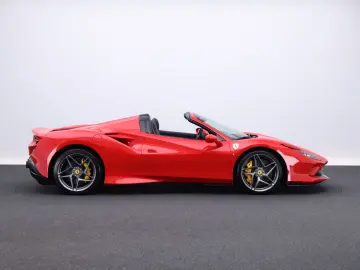 FERRARI F8 Spider      Ferrari Frankfurt