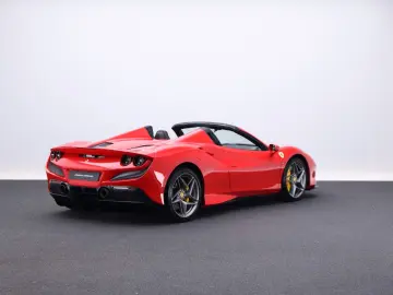 FERRARI F8 Spider      Ferrari Frankfurt