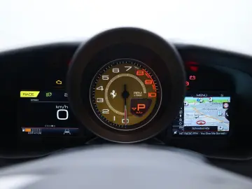 FERRARI F8 Spider      Ferrari Frankfurt