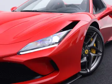 FERRARI F8 Spider      Ferrari Frankfurt