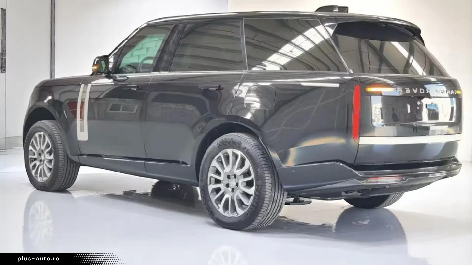 Land Rover Range Rover 4.4 P530 MY25 ARMOURED GEPANZERT