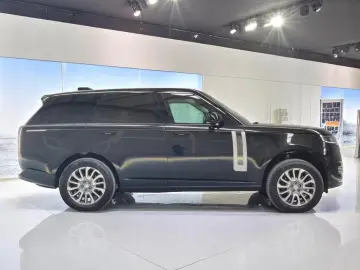 Land Rover Range Rover 4.4 P530 MY25 ARMOURED GEPANZERT