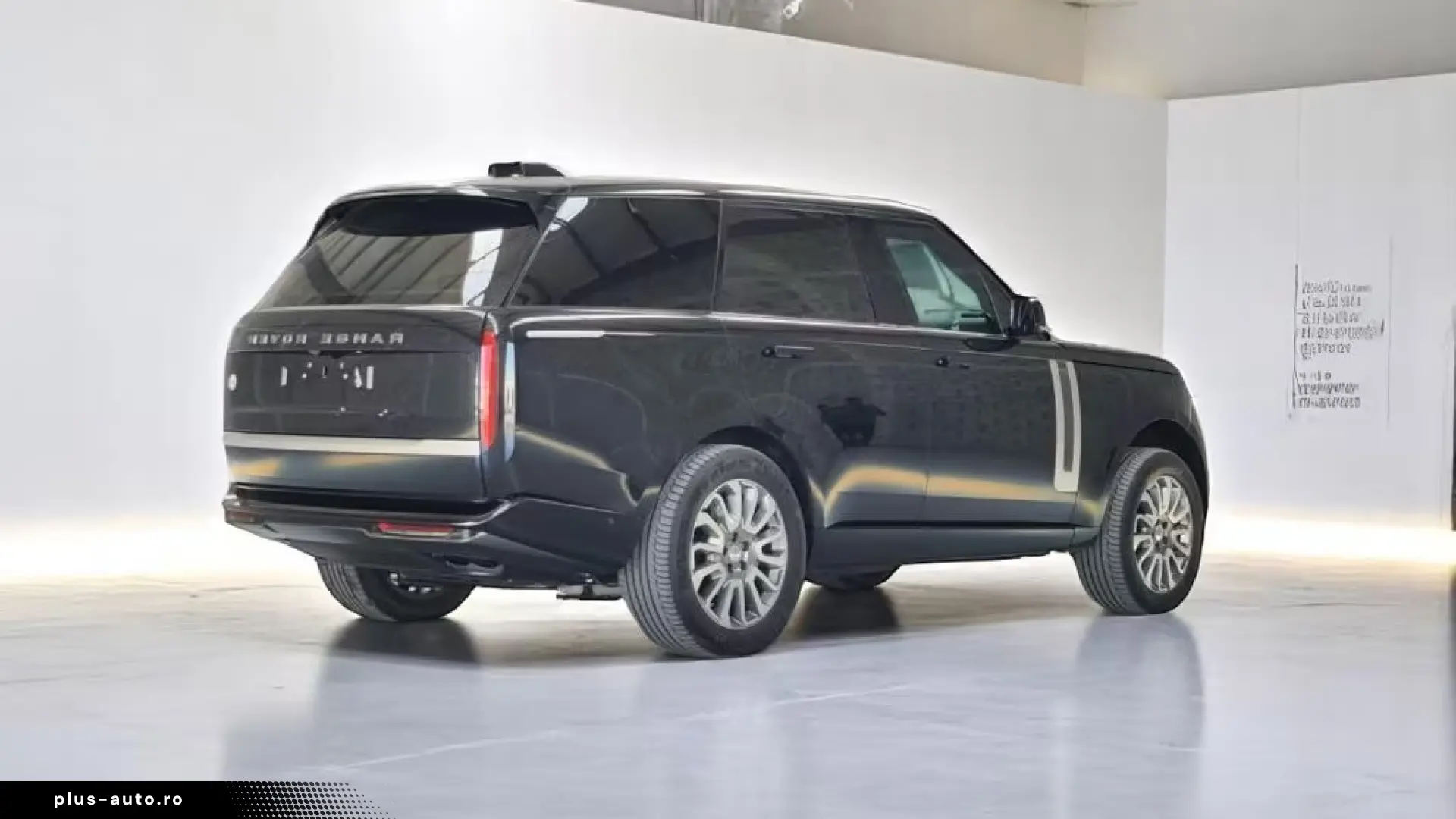 Land Rover Range Rover 4.4 P530 MY25 ARMOURED GEPANZERT
