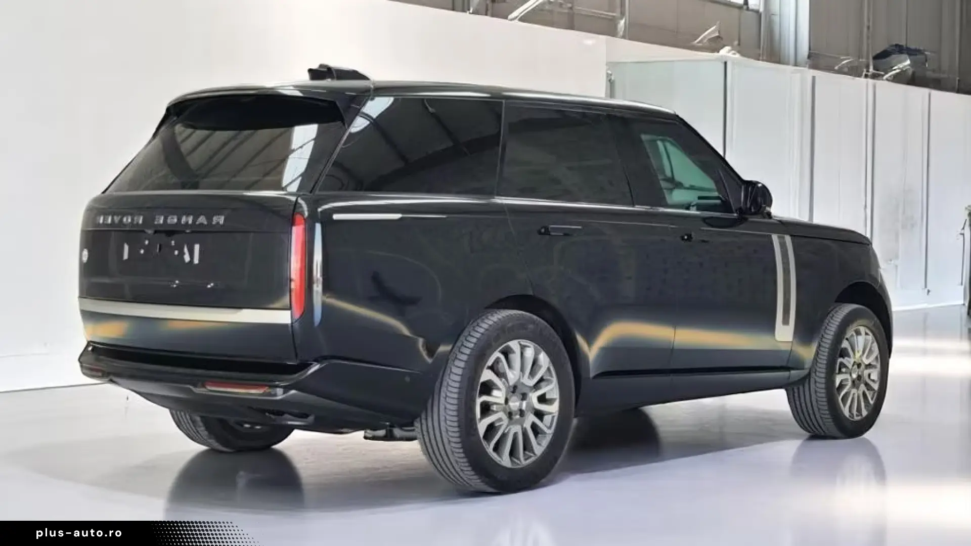 Land Rover Range Rover 4.4 P530 MY25 ARMOURED GEPANZERT