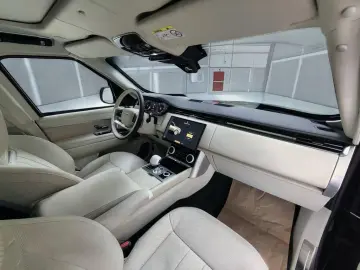 Land Rover Range Rover 4.4 P530 MY25 ARMOURED GEPANZERT