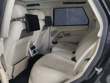 Land Rover Range Rover 4.4 P530 MY25 ARMOURED GEPANZERT