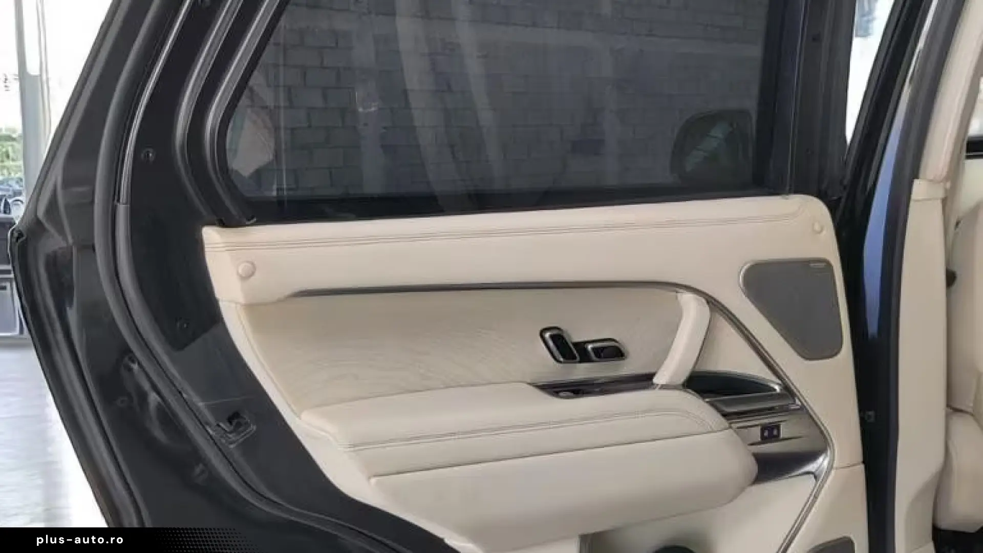 Land Rover Range Rover 4.4 P530 MY25 ARMOURED GEPANZERT